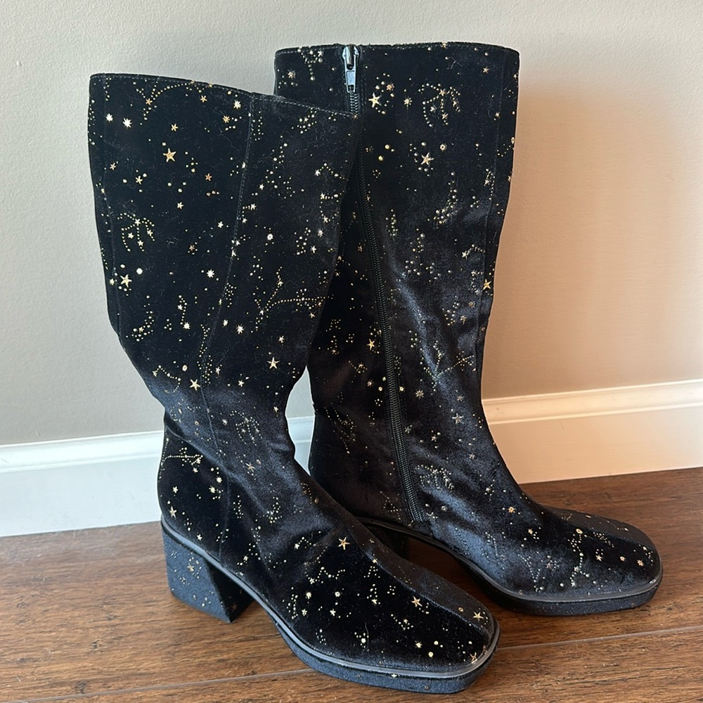 Celestial black boots